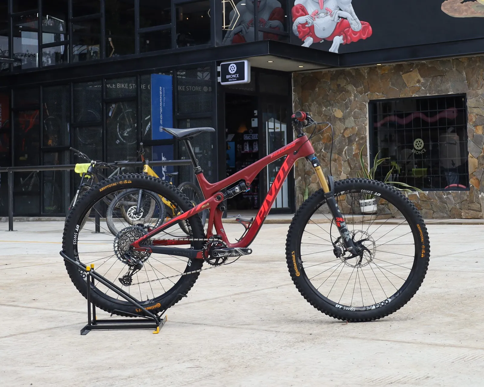 Pivot Trail 429 2022