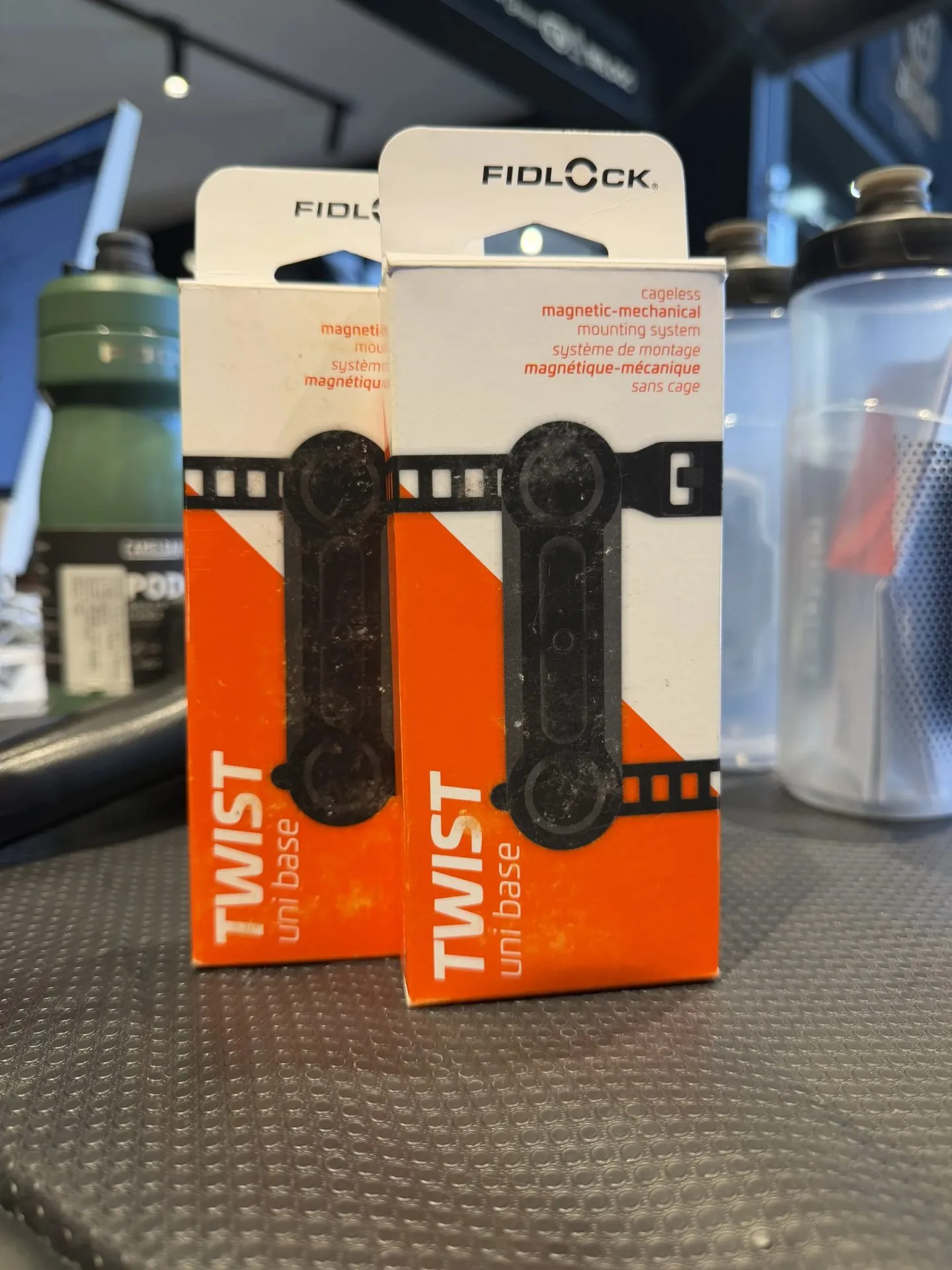 Twist UNI Base Black Fidlock